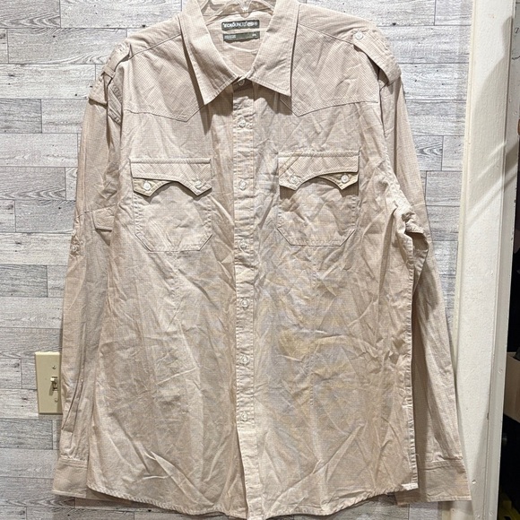 ECHO UNLTD Casual Beige Button-Up Shirt - Picture 1 of 6